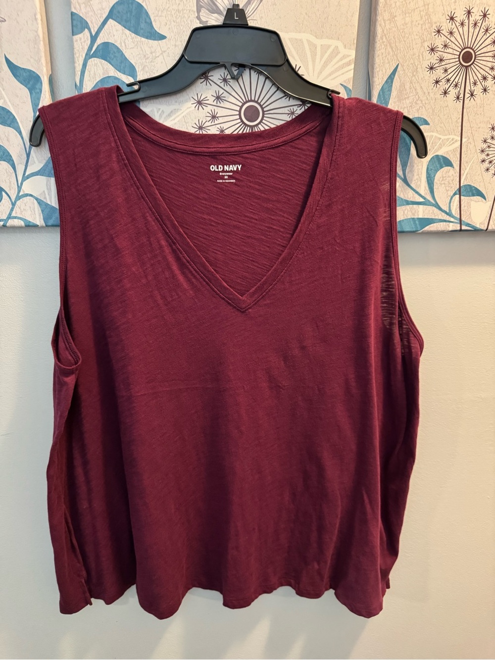 Old Navy Women's V-Neck Sleeveless Tank Top - Burgundy Sz 2x EUC
